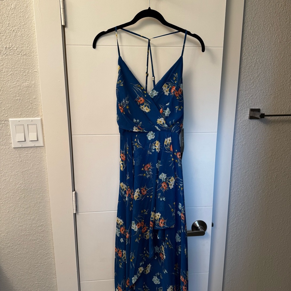 Lulus blue floral maxi dresss